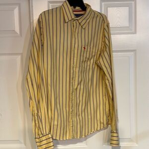 Abercrombie & Finch XL yellow and blue button down
Casual dress‎ shirt
